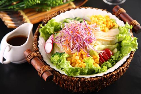 生菜沙拉